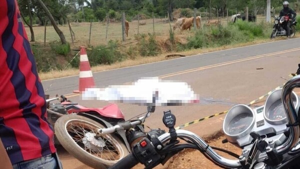 Fatal accidente de tránsito entre motocicleta y camión en Loreto