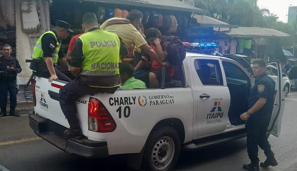 Reinicia operativo «antipiraña» en el microcentro de Ciudad del Este