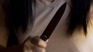 Un muchachón fue acuchillado por su mujer tras volver tarde a su casa