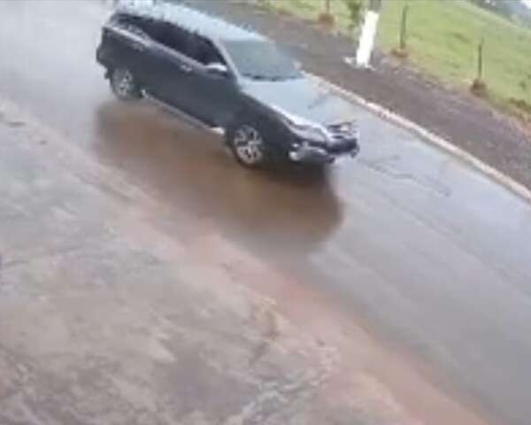 Identifican vehículo utilizado por sicarios en el asesinato del dueño de estación de servicio - Policiales - ABC Color