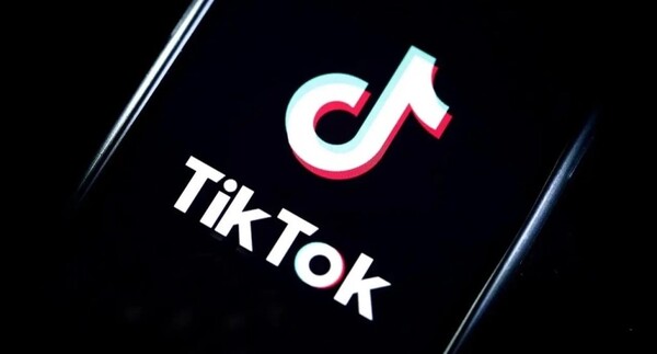 Trump retrasa prohibición de Tik Tok por 75 días