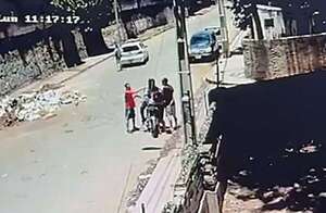 AUDIO: Tiroteo en Chacarita: policías se toparon por casualidad con asalto en progreso  - La Primera Mañana - ABC Color