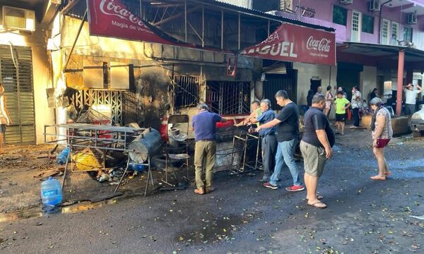 Pareja de abuelos muere en trágico incendio en su vivienda y despensa