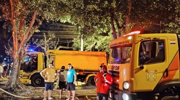 Tragedia en CDE: adultos mayores mueren atrapados en incendio en local comercial
