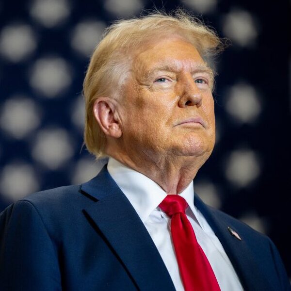 Trump: "probablemente dejemos de comprar petróleo a Venezuela" - 1000 Noticias