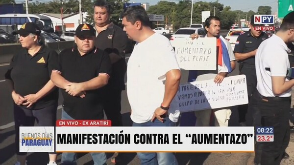 Conductores se manifiestan contra los "aumentazos" de habilitaciones y peajes