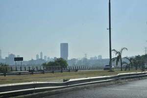 Costanera: mucho humo en el ambiente y focos de calor activos - Nacionales - ABC Color