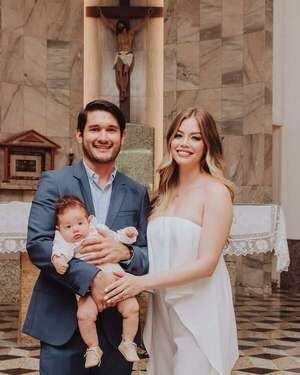 El hijo de la Miss Grand Paraguay 2020, Daisy Lezcano, ya es cristiano - Gente - ABC Color