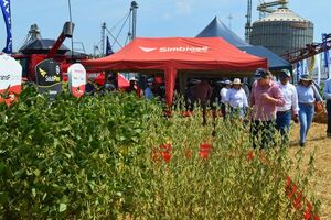 Simbiose propuso sus innovaciones sustentables para la agricultura en Sommerfeld