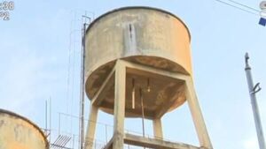 Vecinos de Isla Aranda reclaman por falta de agua - SNT