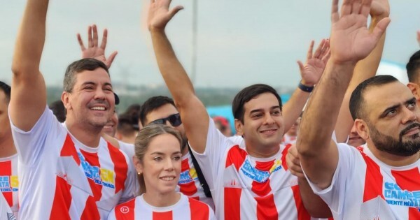 Alvarenga se anota para competir en Asunción y busca apoyo en el comando cartista