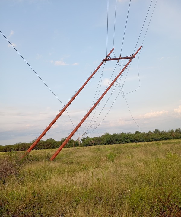 ANDE repuso servicio de energía en Carmelo Peralta y Puerto Guaraní