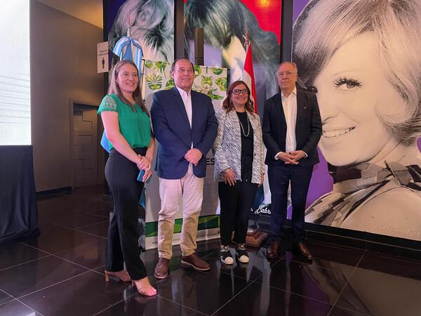 Carnaval de Corrientes 2025: Invitan a vivir la fiesta más grande de la provincia, llena de lujo y diversión para toda la familia - MarketData