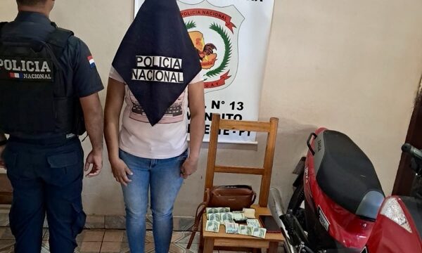 Detienen a empleada que robó a su patrón y recuperan parte del dinero