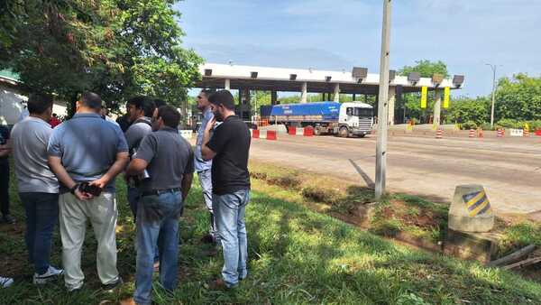 Pobladores de Pastoreo piden más pases libres de peaje