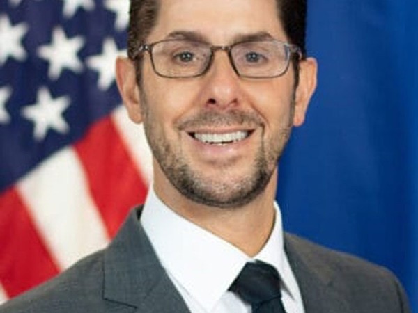 EE. UU. designó un encargado de negocios en lugar de Ostfield