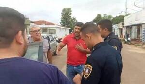 ¡Insólito! ¡Cerrajero casi se fue a la cacerolita por equivocarse de auto!