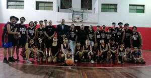 Baloncesto: Escuela Arca Basket en acción - Polideportivo - ABC Color