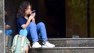 MEC a favor de regular el uso de celulares solo para uso pedagógico