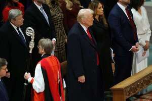 Trump arremete contra la obispa que le pidió apiadarse de los niños inmigrantes y LGTBI - Mundo - ABC Color