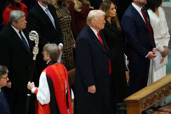 Trump arremete contra la obispa que le pidió apiadarse de los niños inmigrantes y LGTBI - Mundo - ABC Color