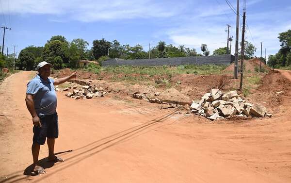 Atyrá, en pie de guerra por un pozo exclusivo para barrio cerrado en San Ber donde habrá hasta un lago artificial - Política - ABC Color