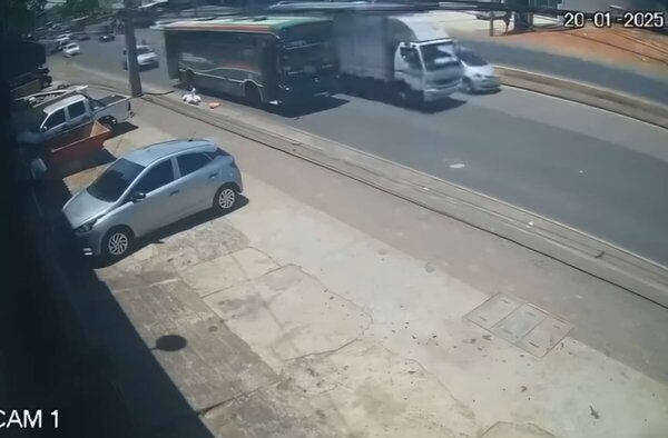 Transporte público: multas por viajar con puertas abiertas son ínfimas - Portal Digital Cáritas Universidad Católica
