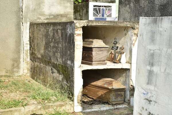 Denuncian mala conservación de cadáveres en funerarias: por qué “explotan” los cuerpos - Nacionales - ABC Color