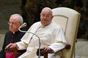 El papa pide superar el machismo en la Curia y afirma que las monjas trabajan mejor - Mundo - ABC Color