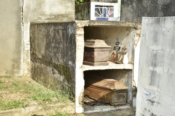 Denuncian mala conservación de cadáveres por parte de funerarias - Noticiero Paraguay