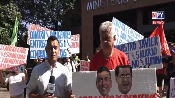 Trabajadores se manifiestan en defensa del salario mínimo