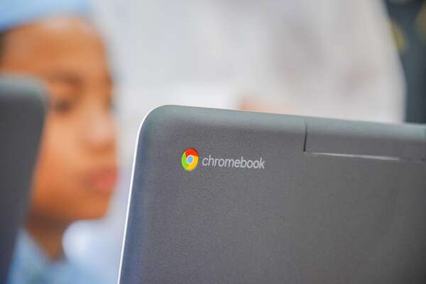 Los Chromebooks de Google se pueden controlar con la mirada y gestos faciales - Tecnología - ABC Color