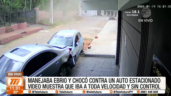 ¡Descontrolado! Manejaba ebrio y chocó contra un auto estacionado