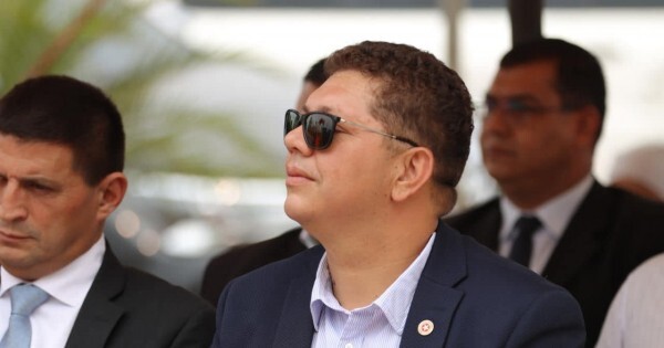 Acosta amaga con la intendencia de Pedro Juan y prepara a su suegro para la gobernación