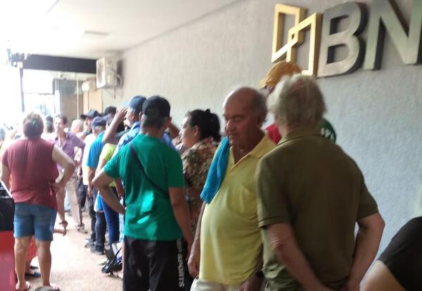 Problema en pago a pensionados por retrasos en archivos del MEF señala BNF - Portal Digital Cáritas Universidad Católica
