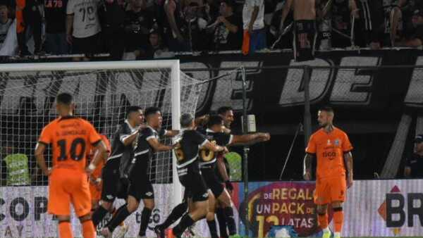 Libertad tumba a Olimpia y se proclama como el supercampeón