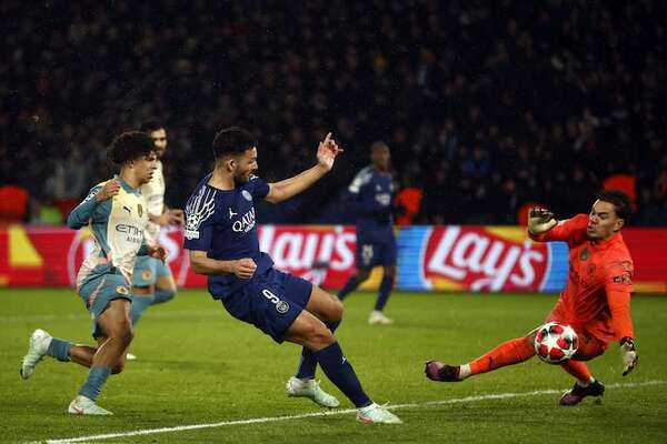PSG remonta y deja al City al borde del abismo en la Champions - Fútbol Internacional - ABC Color