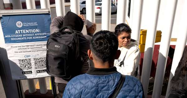 La Nación / Trump refuerza la frontera con México