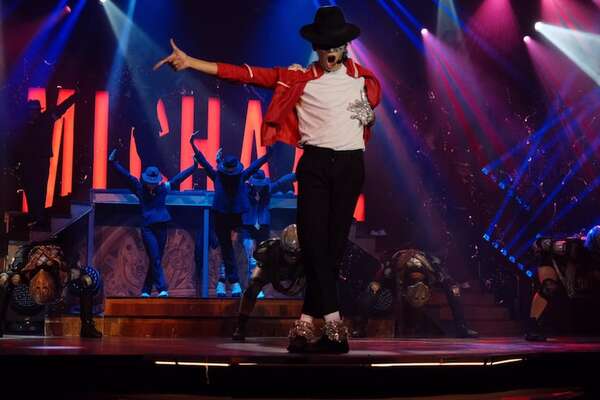 Imitador de Michael Jackson regresa al país tras conquistar Europa con su talento - Nacionales - ABC Color