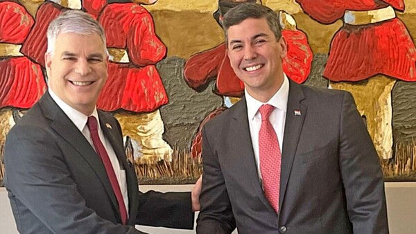 HC se adjudica retiro de embajador de EEUU, Marc Ostfield, en Paraguay