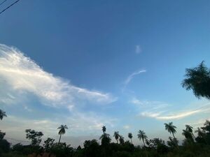 Jueves caluroso con lluvias y tormentas dispersas