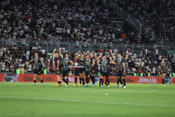 Versus / La Supercopa Paraguay sigue esquiva para los campeones de liga