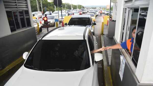 Intendenta de Nueva Colombia duda que suba del peaje ayude a mejorar rutas