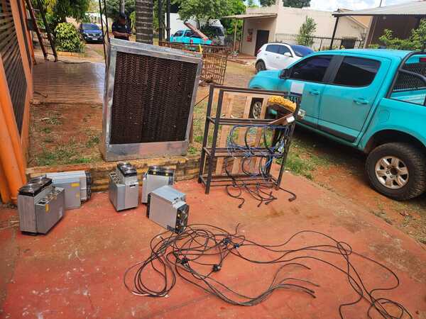 Intervienen conexión irregular en criptominería en Ciudad del Este - .::Agencia IP::.
