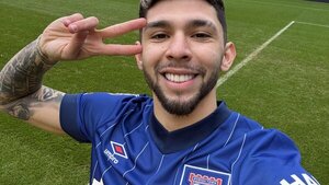 Julio Enciso es presentado en el Ipswich Town