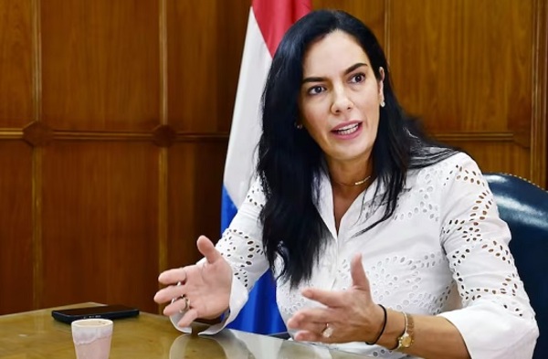Ministra mantiene tarifa de peajes pese a reclamos ciudadanos