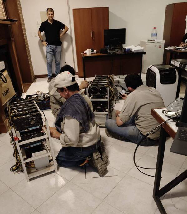 Allanan vivienda en Asunción e incautan máquinas de criptominería - Unicanal