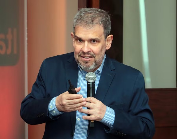 Manuel Ferreira: “Paraguay debe superar su dependencia del agro y construir una economía más resiliente” | Análisis Macro | 5Días