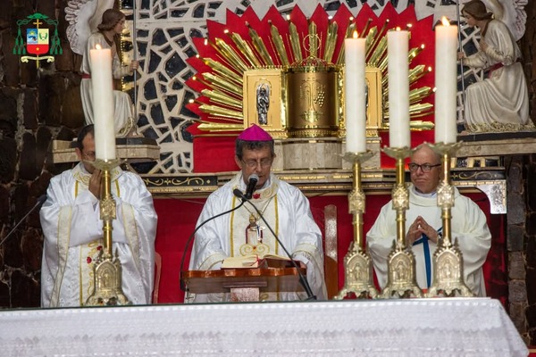 Fiesta patronal en honor a San Blas: Obispo invita a fieles a participar del novenario - La Clave