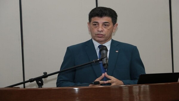 Víctor Ríos no será candidato a la presidencia de la República